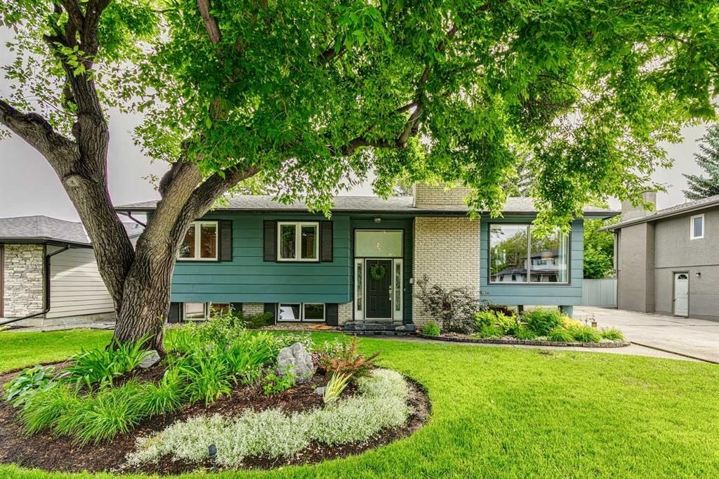 144 Lake Wapta Rise SE, Calgary — photo 2 of 50