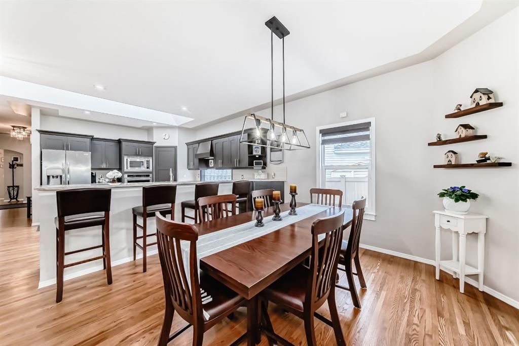 42 Inverness Close SE, Calgary — photo 5 of 48