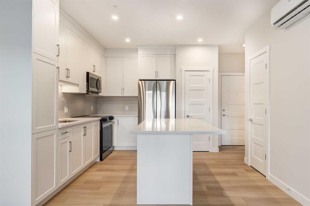1202, 63 Arbour Lake Court NW, Calgary — photo 5 of 16