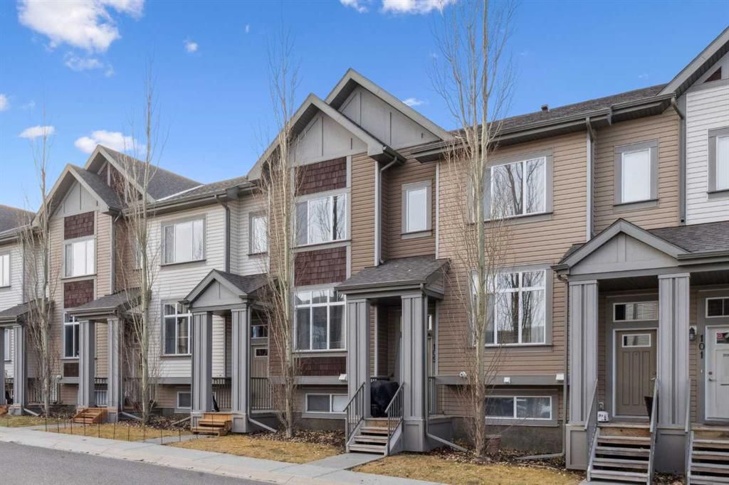105 Copperpond Row SE, Calgary — photo 2 of 27