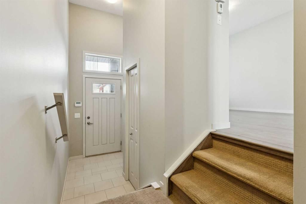 105 Copperpond Row SE, Calgary — photo 3 of 27