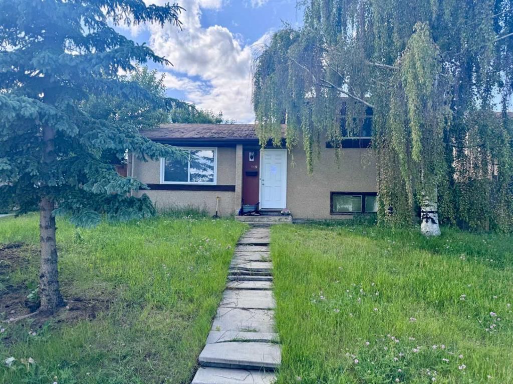 119 Pinecliff Way NE, Calgary — photo 4 of 6