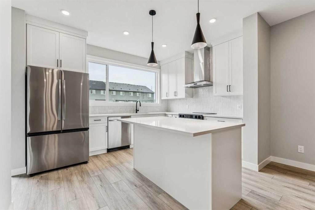 41 Savanna Place NE, Calgary — photo 2 of 42