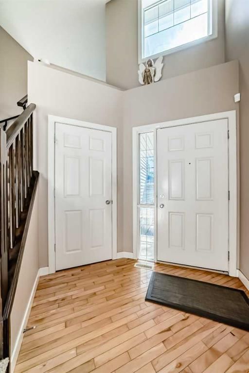 79 Everstone Drive SW, Calgary — photo 4 of 39