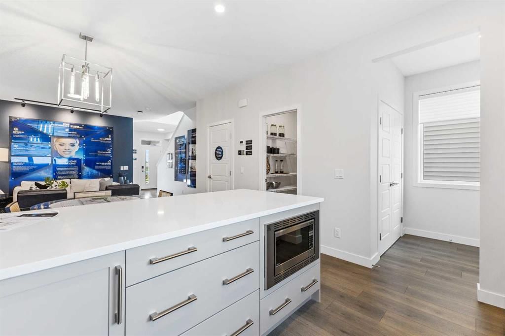 63 Heirloom Boulevard SE, Calgary — photo 4 of 15
