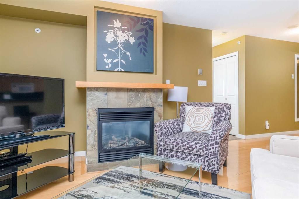 1403, 1088 6 Avenue SW, Calgary — photo 3 of 35
