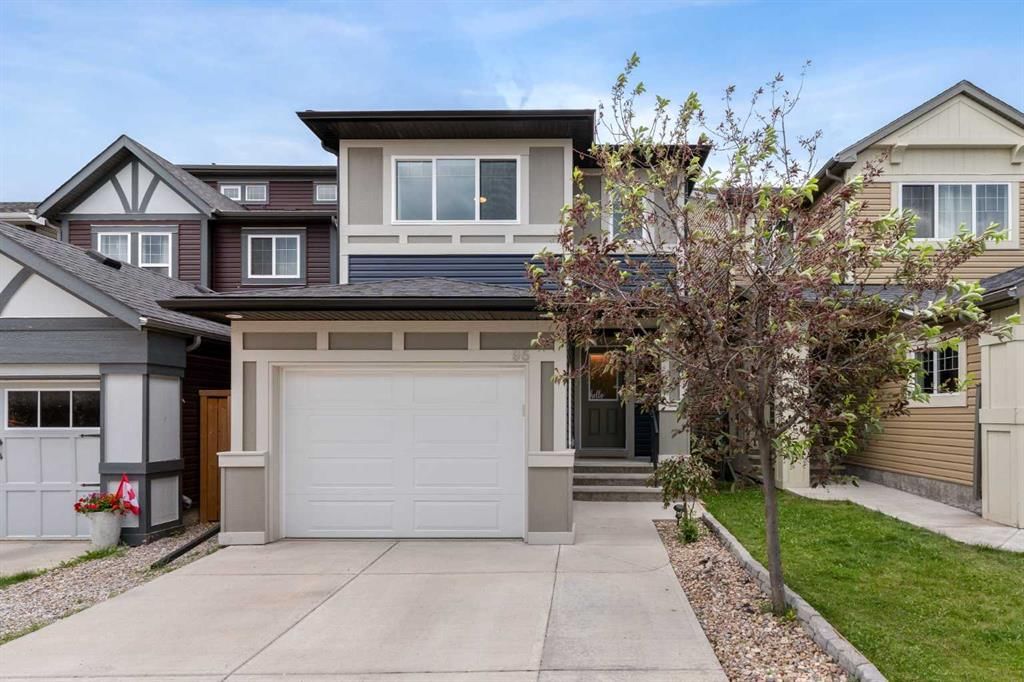 95 Evansborough Common NW, Calgary — main listing photo