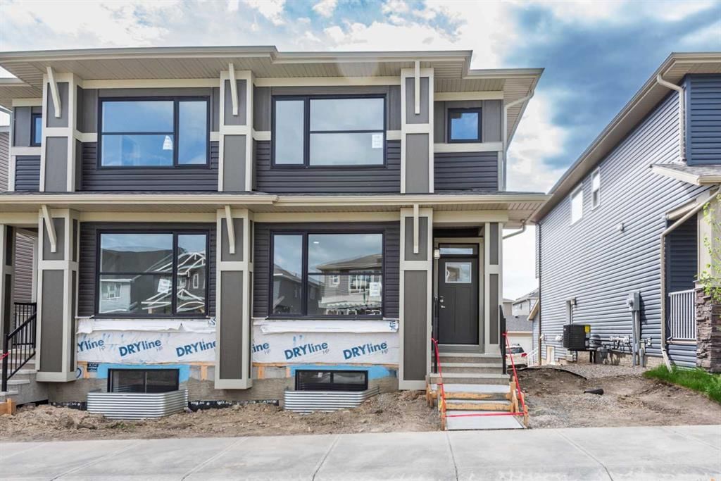 116 Herron Walk NE, Calgary — main listing photo