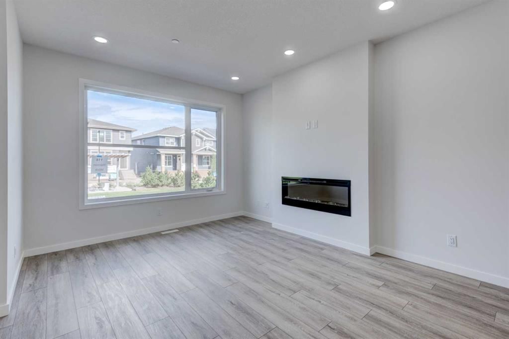 116 Herron Walk NE, Calgary — photo 5 of 35