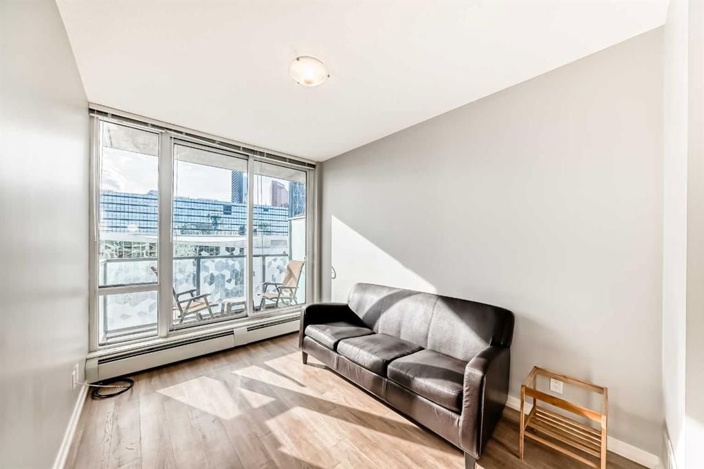 1101, 450 8 Avenue SE, Calgary — photo 5 of 15