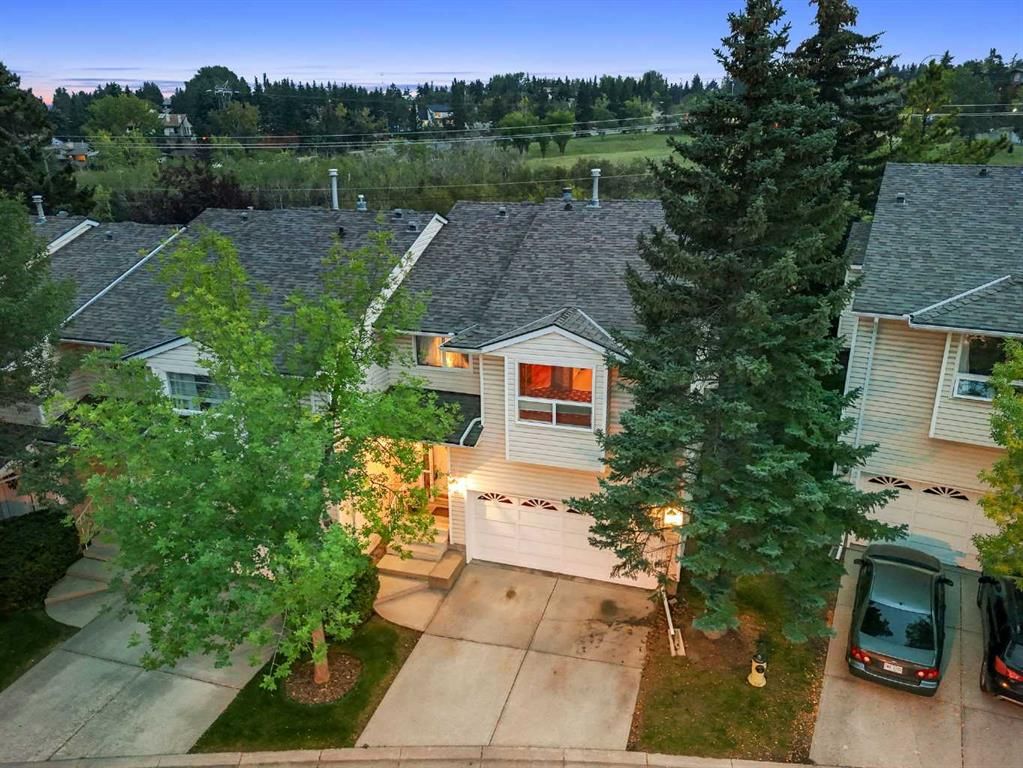 131 Prominence Heights SW, Calgary — main listing photo