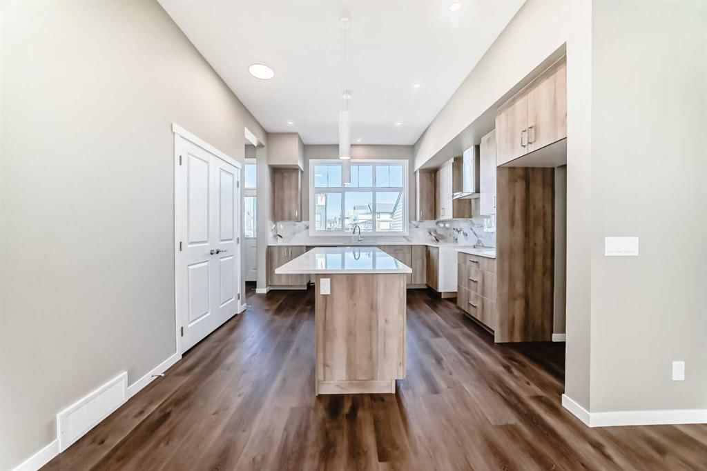 1130 Mahogany Boulevard SE, Calgary — photo 4 of 49