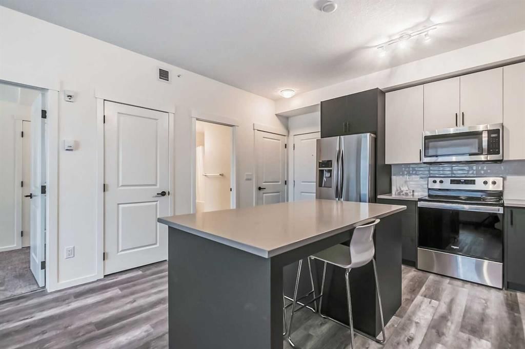 4414, 15 Sage Meadows Landing NW, Calgary — photo 4 of 28