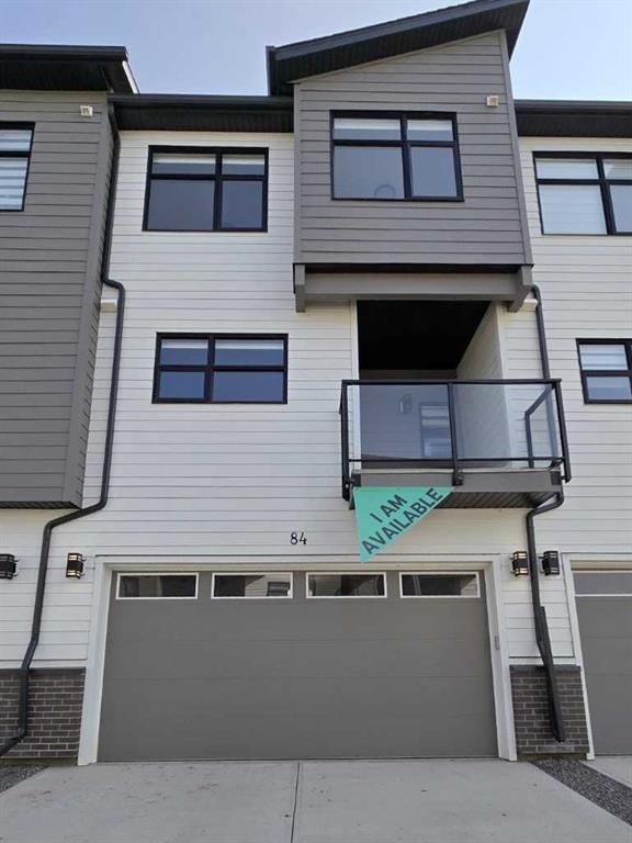84, 903 Mahogany Boulevard SE, Calgary — main listing photo