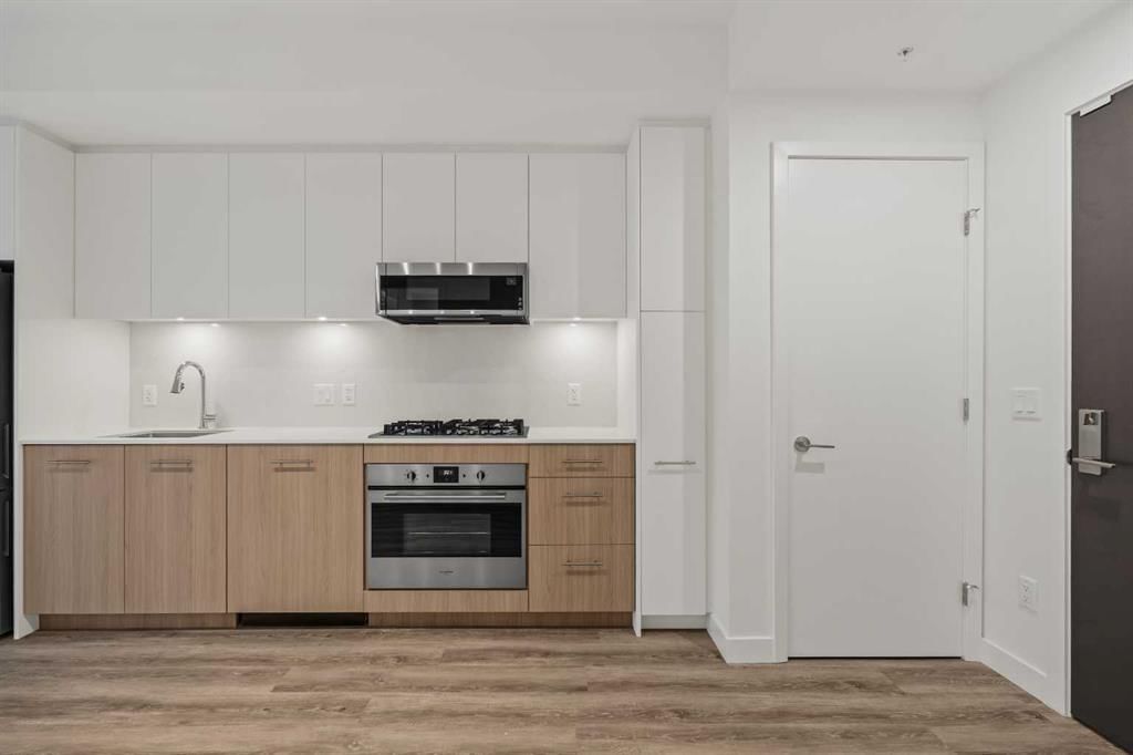 907, 730 2 Avenue SW, Calgary — photo 3 of 20