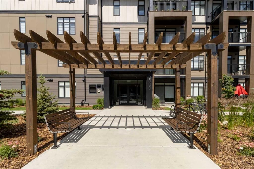 2402, 200 Seton Circle SE, Calgary — photo 5 of 21