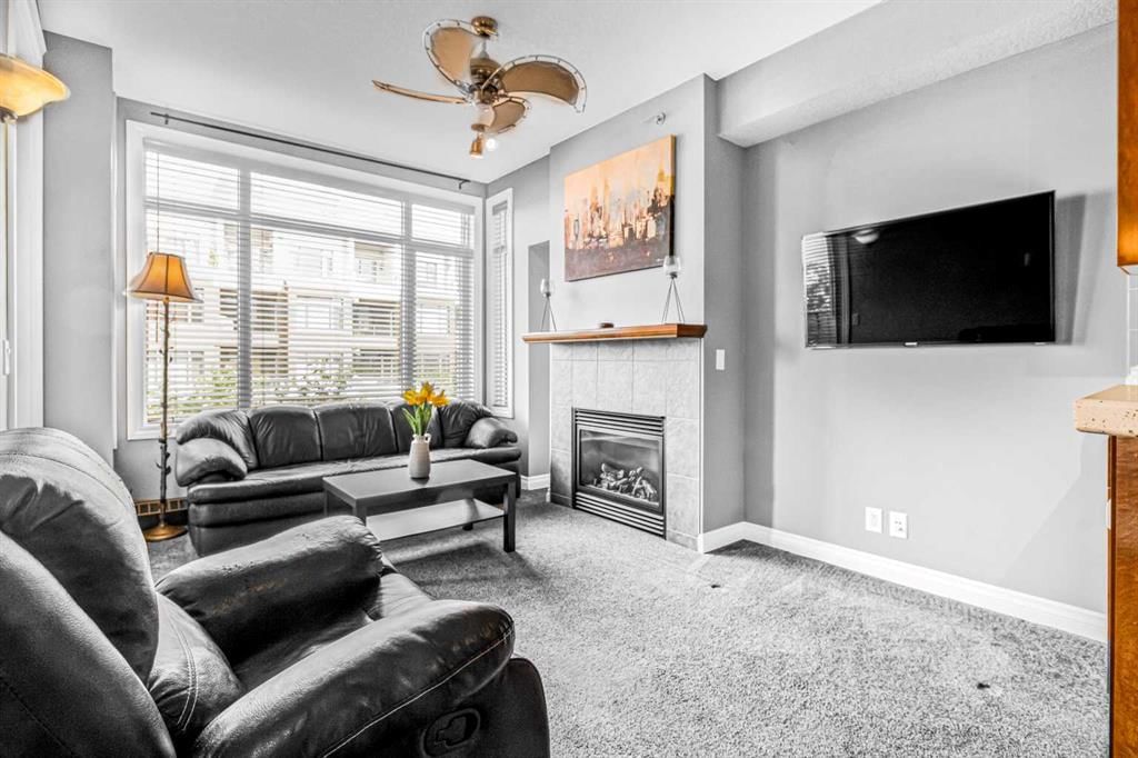 422, 930 Centre Avenue NE, Calgary — photo 3 of 29