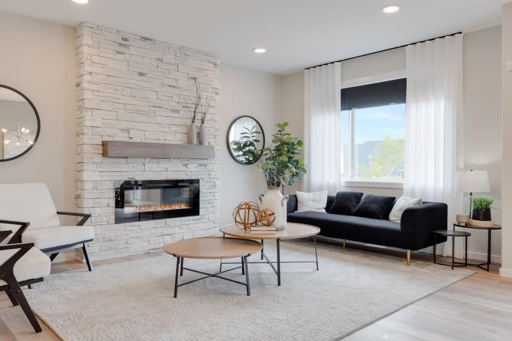 243 Mallard Grove SE, Calgary — photo 3 of 16