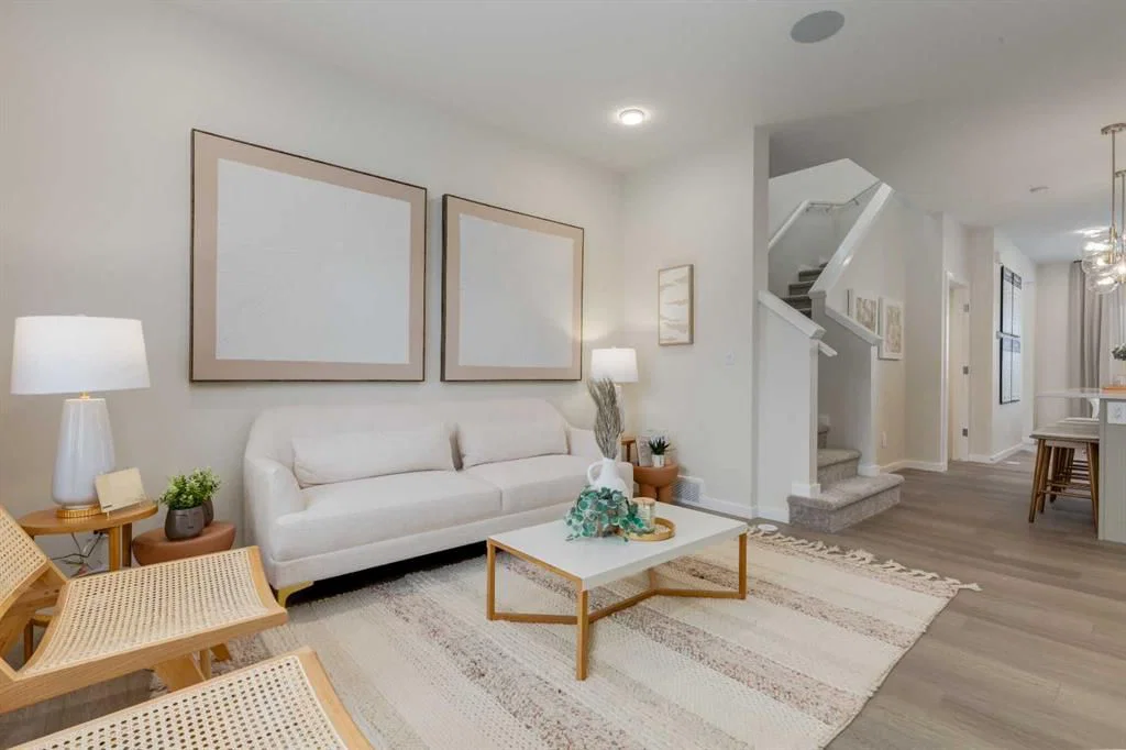 74 Sora Gardens SE, Calgary — photo 3 of 19