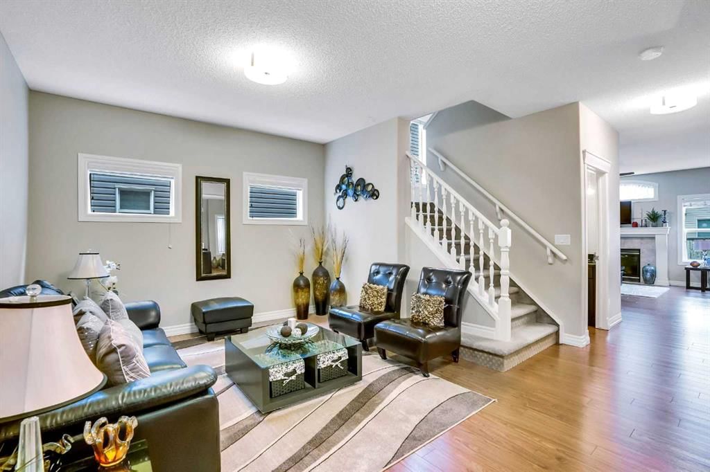 57 Saddleland Drive NE, Calgary — photo 5 of 34