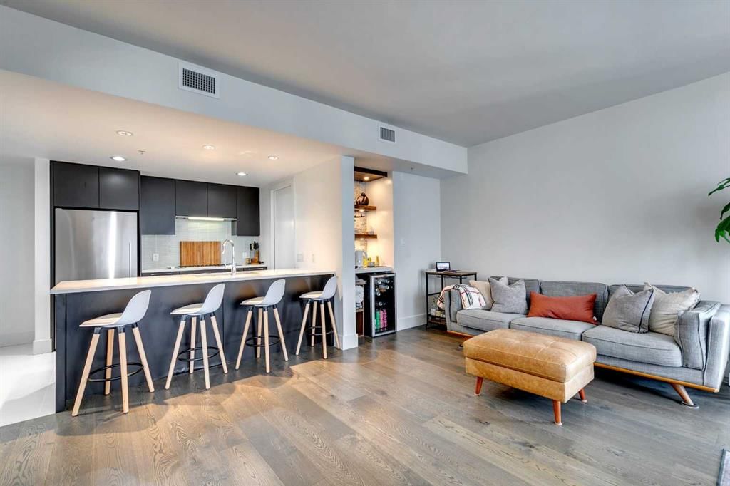 2401, 1111 10 Street SW, Calgary — photo 4 of 48