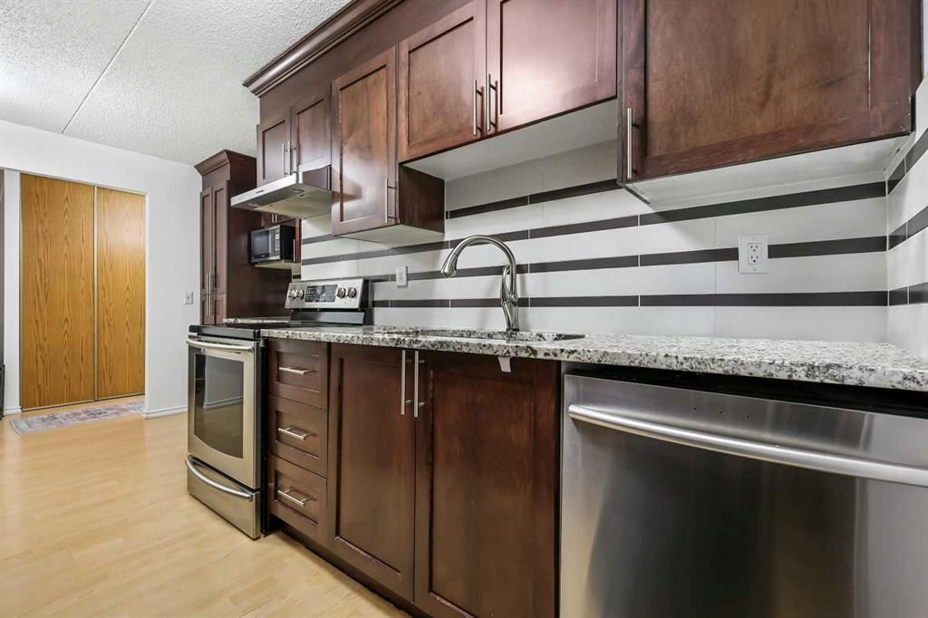 514, 5204 Dalton Drive NW, Calgary — photo 5 of 37