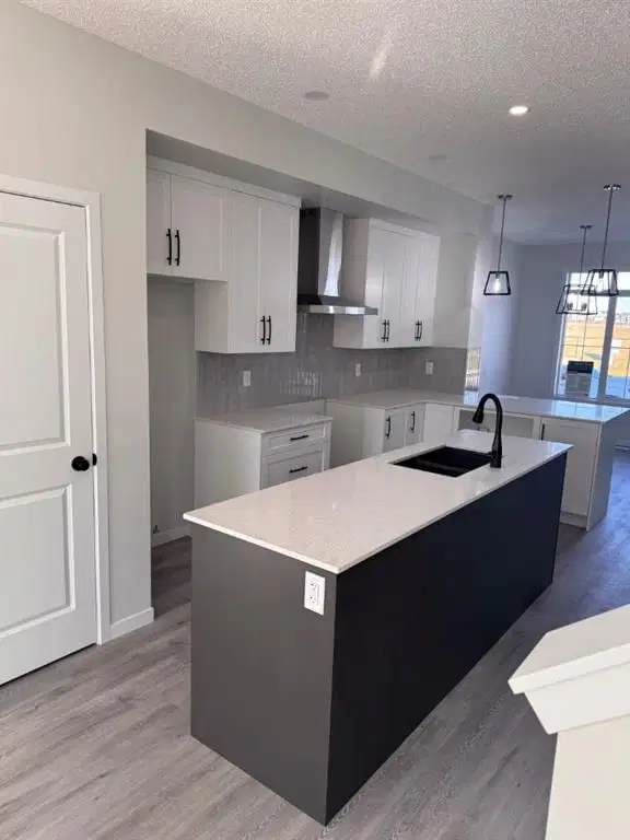 113 Setonvista Gate SE, Calgary — photo 5 of 11