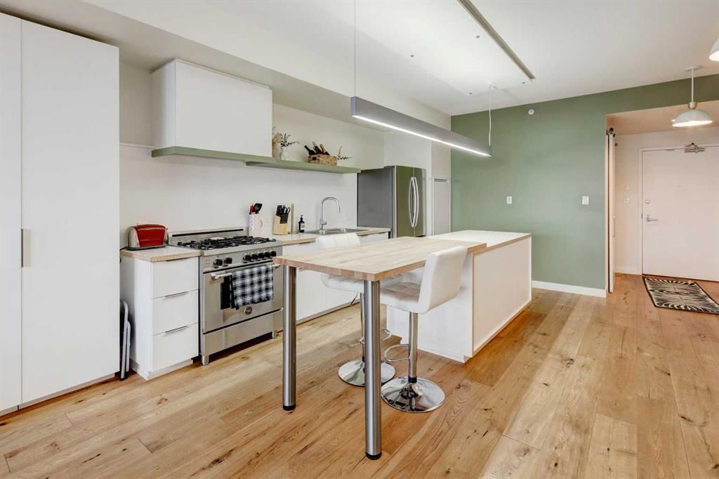 222, 63 Inglewood Park SE, Calgary — photo 5 of 35