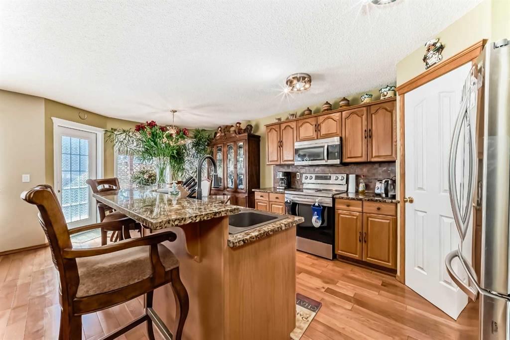 159 Bridlewood Road SW, Calgary — photo 2 of 37