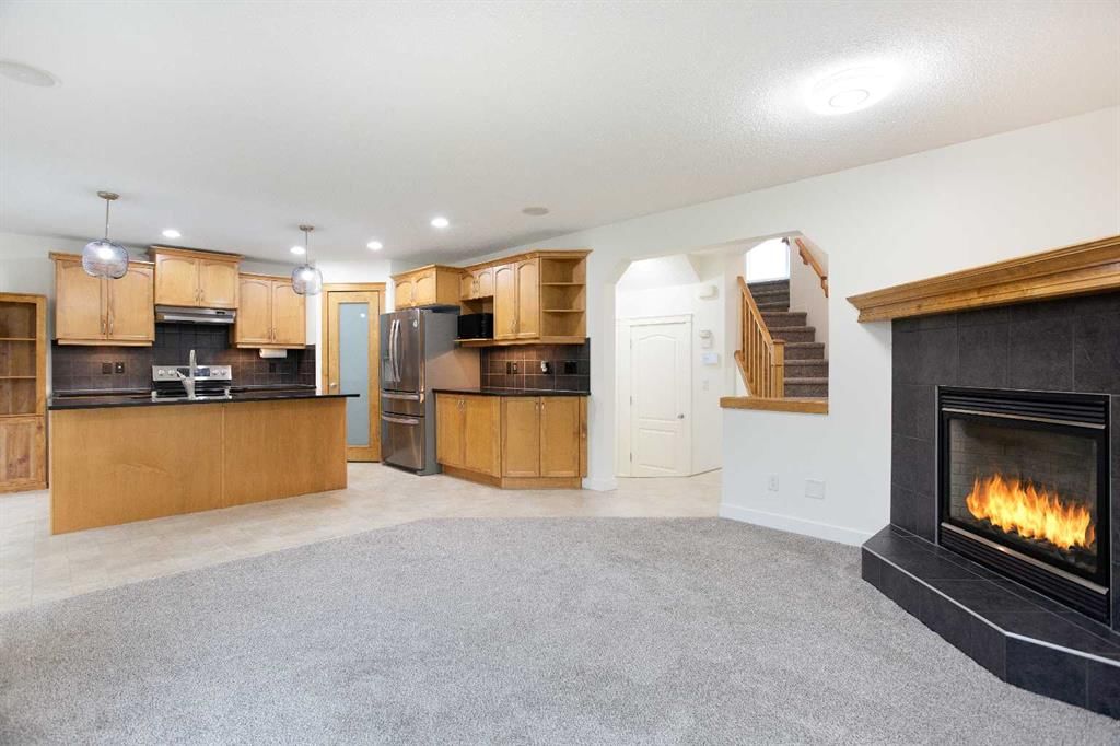 373 Brightonstone Green SE, Calgary — photo 4 of 35