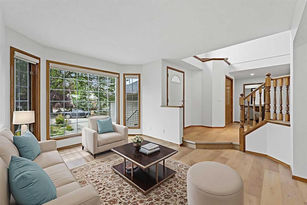 40 Edgebrook View NW, Calgary — photo 3 of 50