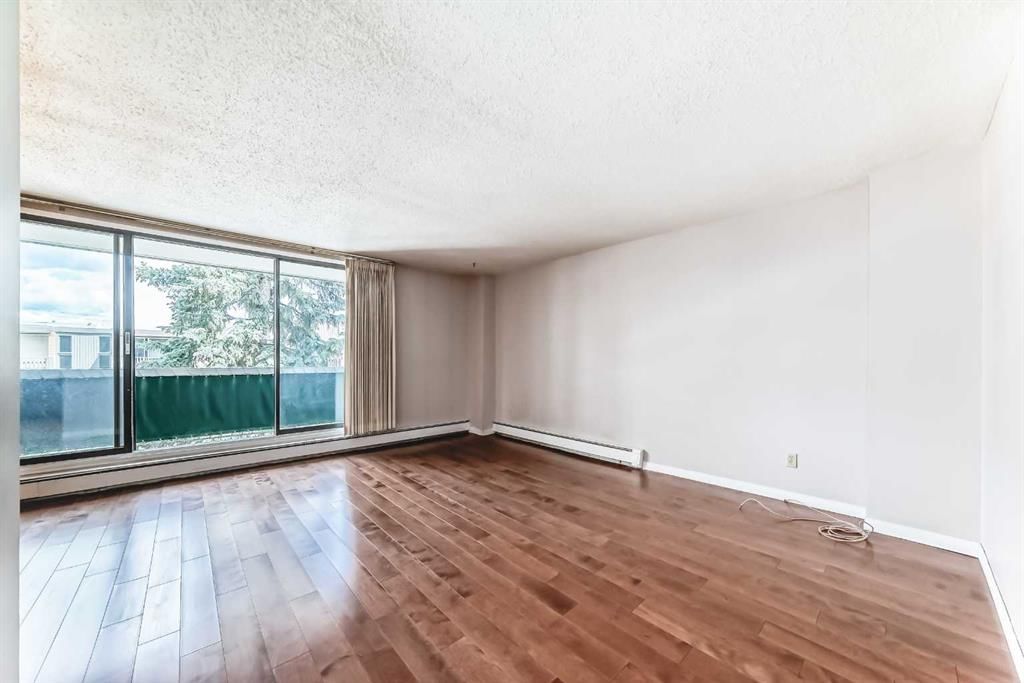 301, 521 57 Avenue SW, Calgary — photo 4 of 42