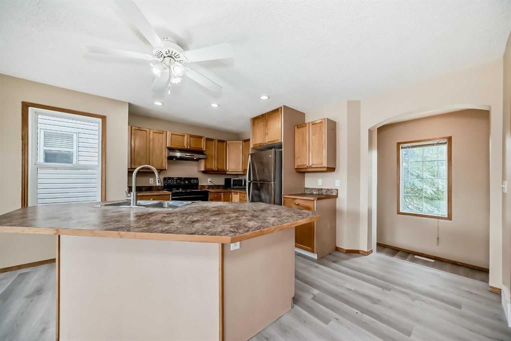 1183 Everridge Drive SW, Calgary — photo 5 of 31