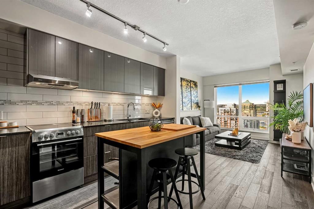 2602, 930 6 Avenue SW, Calgary — main listing photo