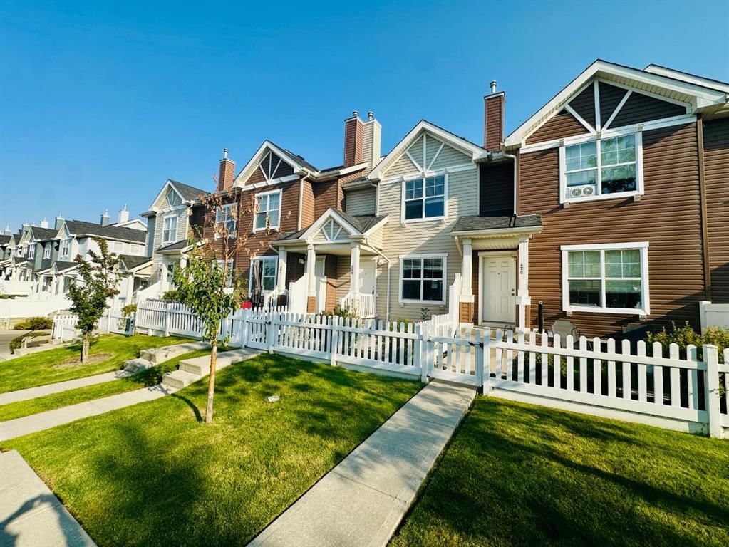 284 Elgin Gardens SE, Calgary — photo 3 of 45