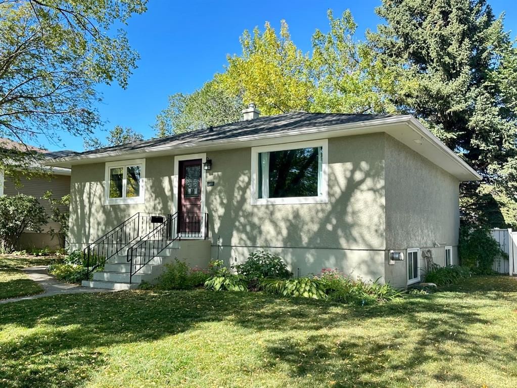 3213 Kilkenny Road SW, Calgary — photo 2 of 41