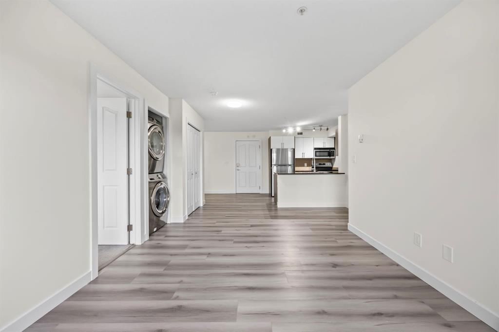 304, 7110 80 Avenue NE, Calgary — photo 4 of 23