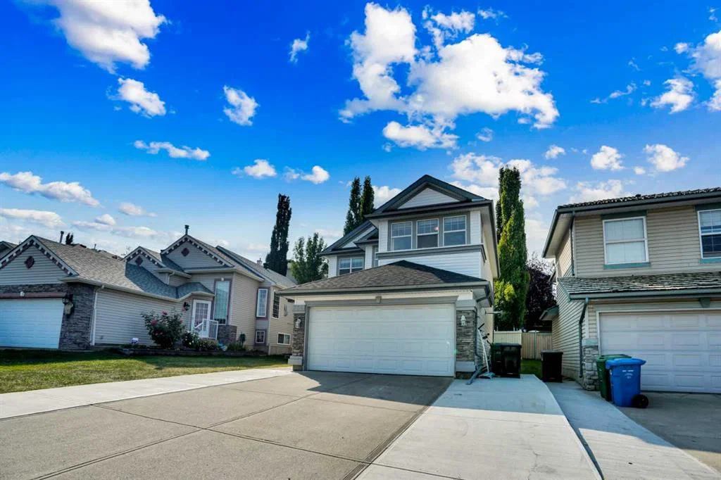 264 harvest hills Drive NE, Calgary — photo 3 of 38