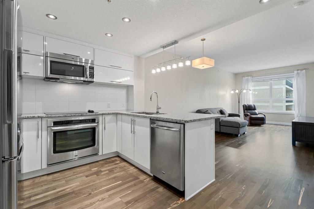 308, 1110 3 Avenue NW, Calgary — main listing photo