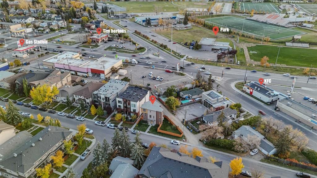4735 17 Avenue NW, Calgary — photo 2 of 31