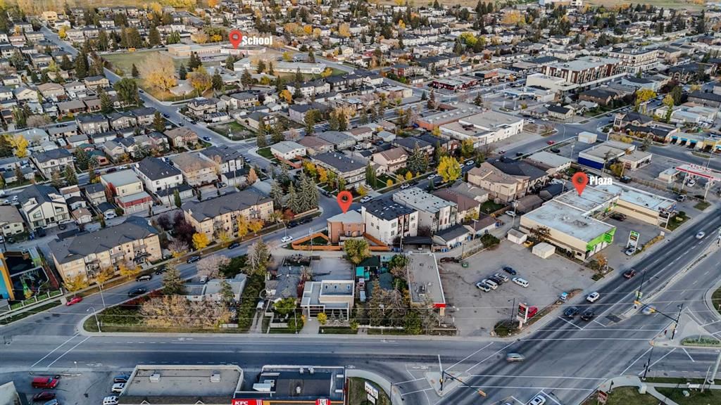 4735 17 Avenue NW, Calgary — photo 3 of 31