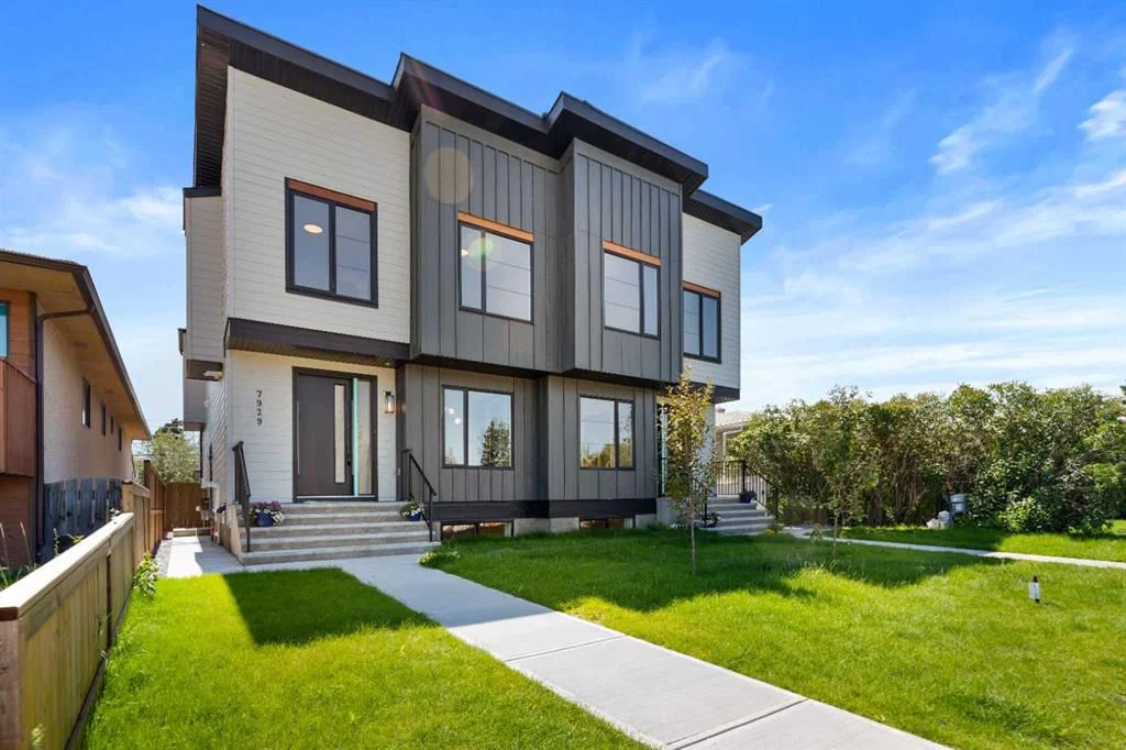 7929 47 Avenue NW, Calgary — photo 2 of 50