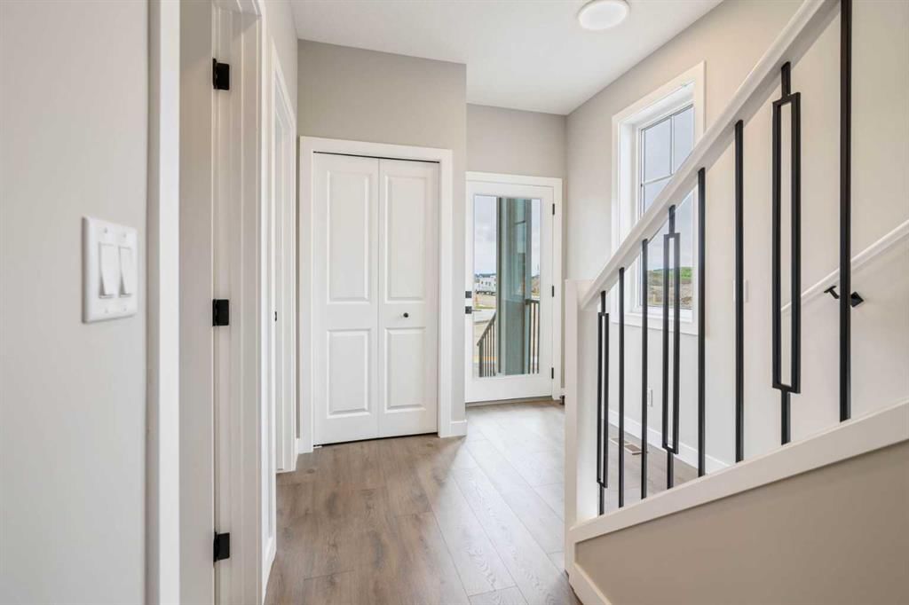 215 Belvedere Crescent SE, Calgary — photo 2 of 37