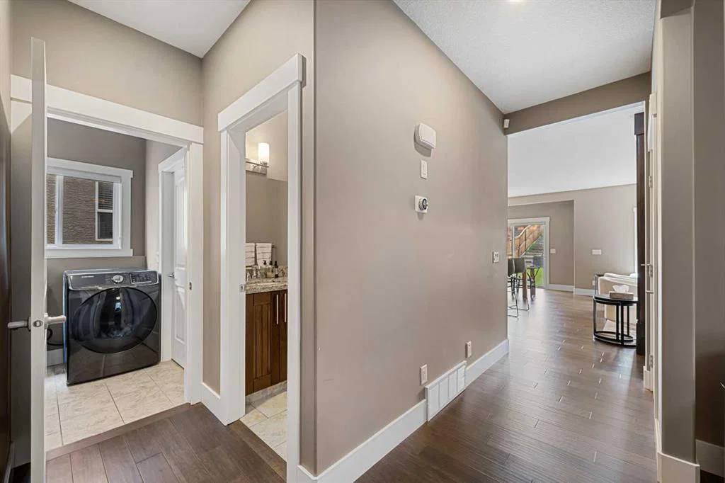 139 Aspen Stone Terrace SW, Calgary — photo 4 of 24