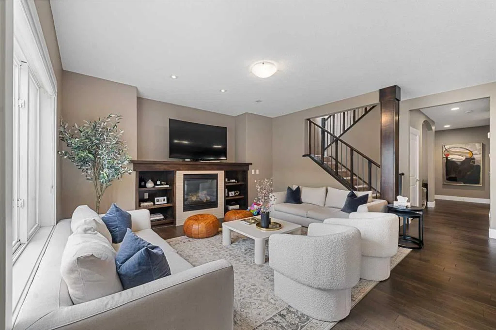 139 Aspen Stone Terrace SW, Calgary — photo 5 of 24