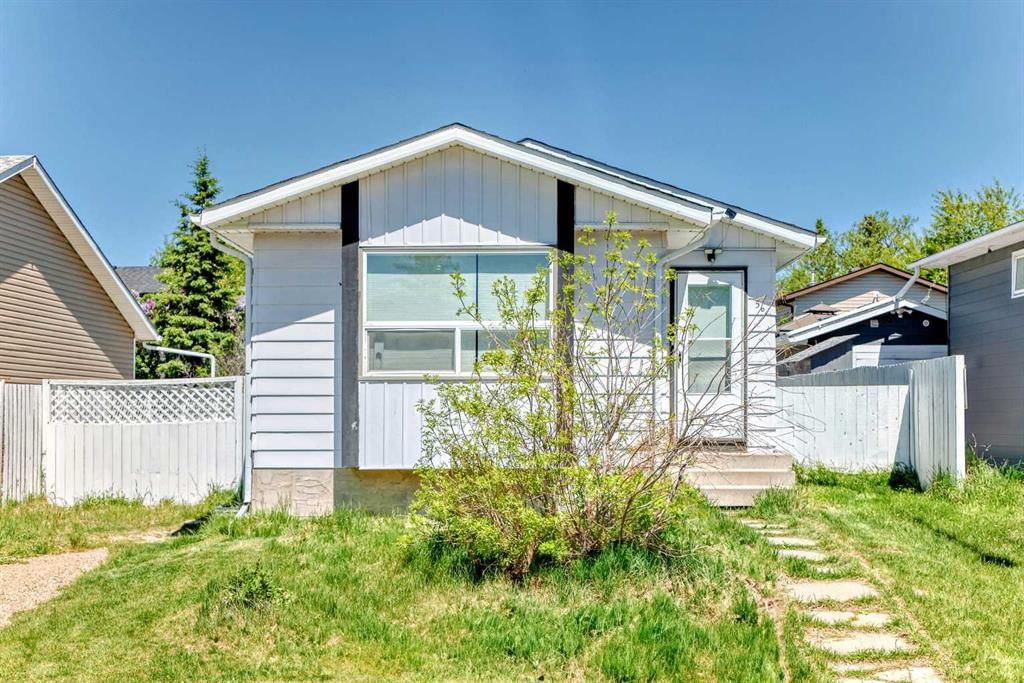 56 Falmead Road NE, Calgary — photo 2 of 29
