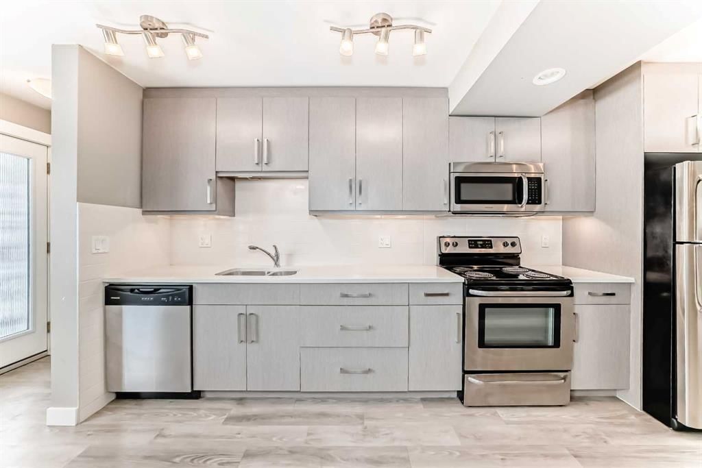 2316 16 Street SW, Calgary — photo 5 of 18