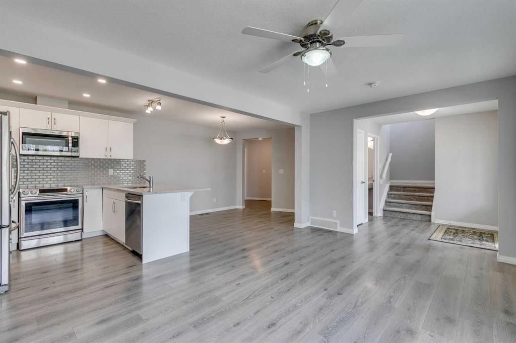1514 Carrington Boulevard NW, Calgary — photo 4 of 44