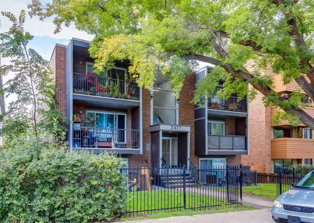 102, 2417 17 Street SW, Calgary — main listing photo