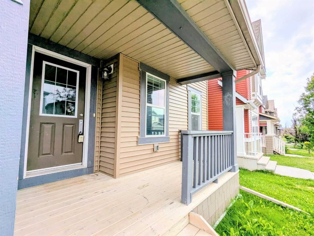 187 Evansborough Way NW, Calgary — photo 4 of 38